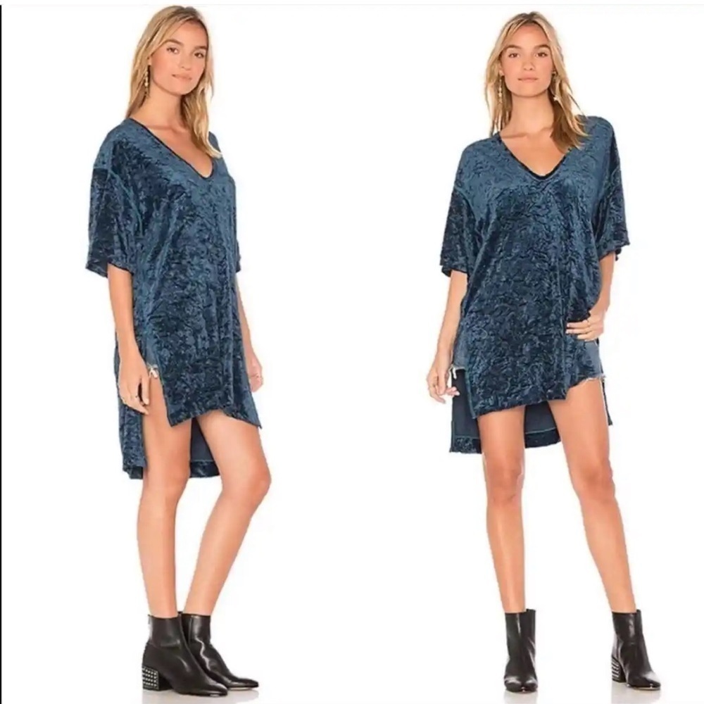Free People Luxe Crushed Velvet Split Tunic Oversized
Tee Shirt Dress